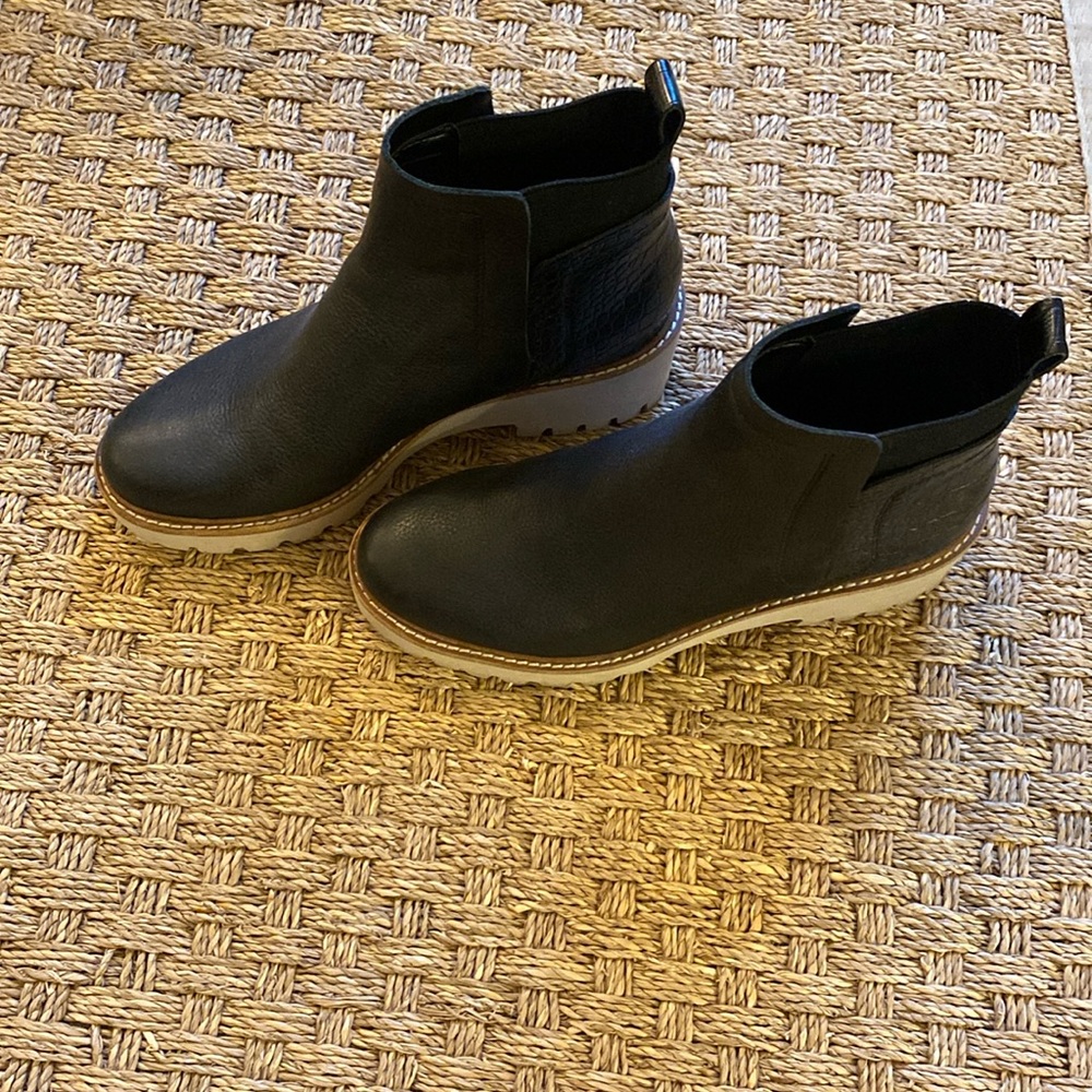 Dolce Vita Huey Black size 9
